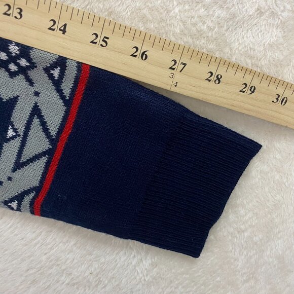 New England Patriots Acrylic Knit Long Sleeve Christmas Holiday Sweater Size L - Picture 8 of 8